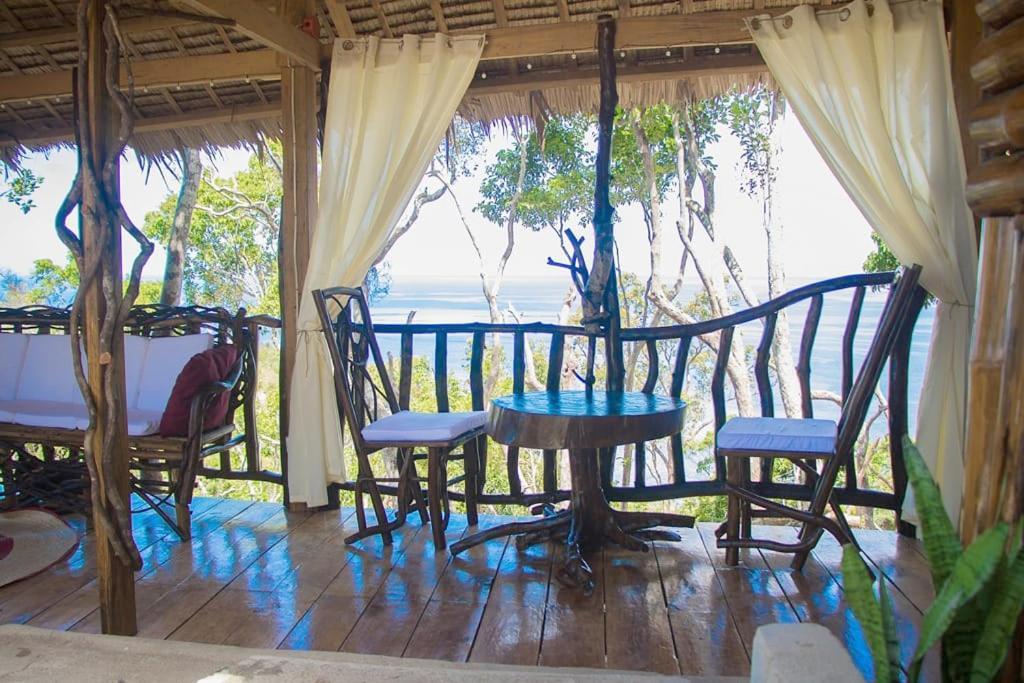 Ocamocam Azur Inn Busuanga Buitenkant foto